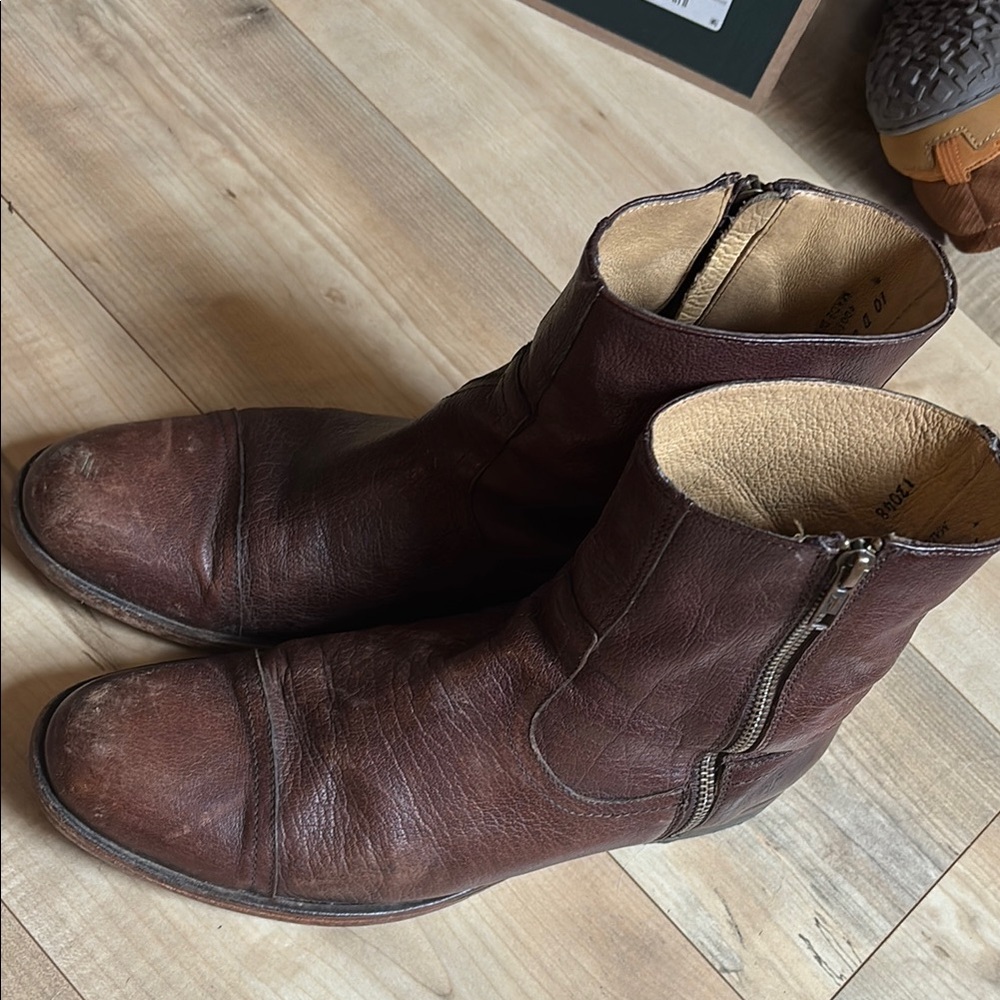 Men's Frye Zip Chelsea Leather Boots Sz 10